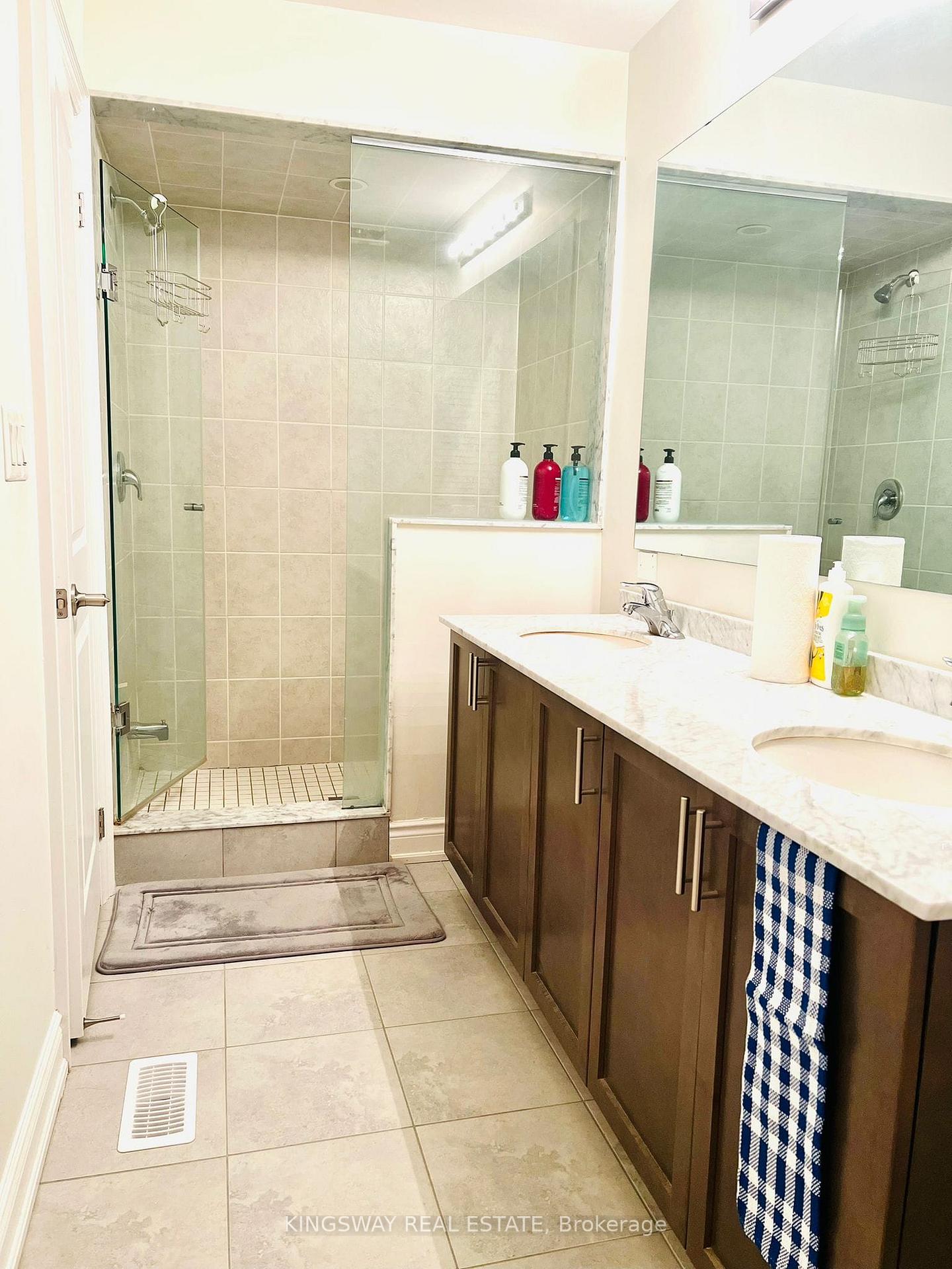 Photo 17 of 67 Pony Farm Drive, Etobicoke, Willowridge-Martingrove-Richview — HOMEH