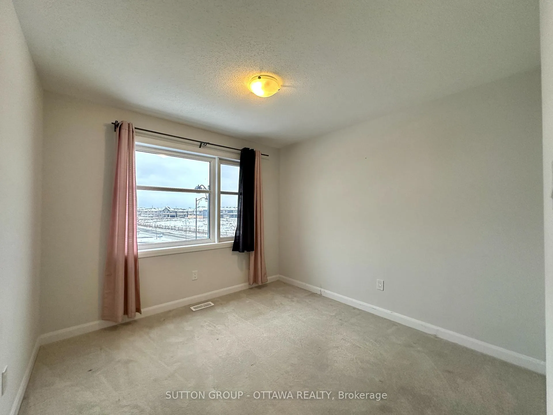 Photo 17 of 2032 Caltra Crescent, Ottawa, Barrhaven - Half Moon Bay — HOMEH