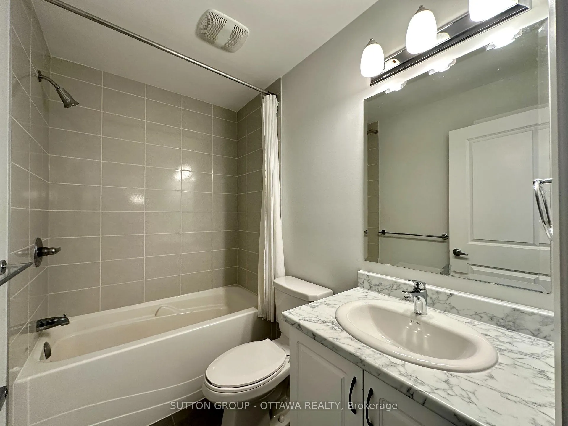 Photo 21 of 2032 Caltra Crescent, Ottawa, Barrhaven - Half Moon Bay — HOMEH