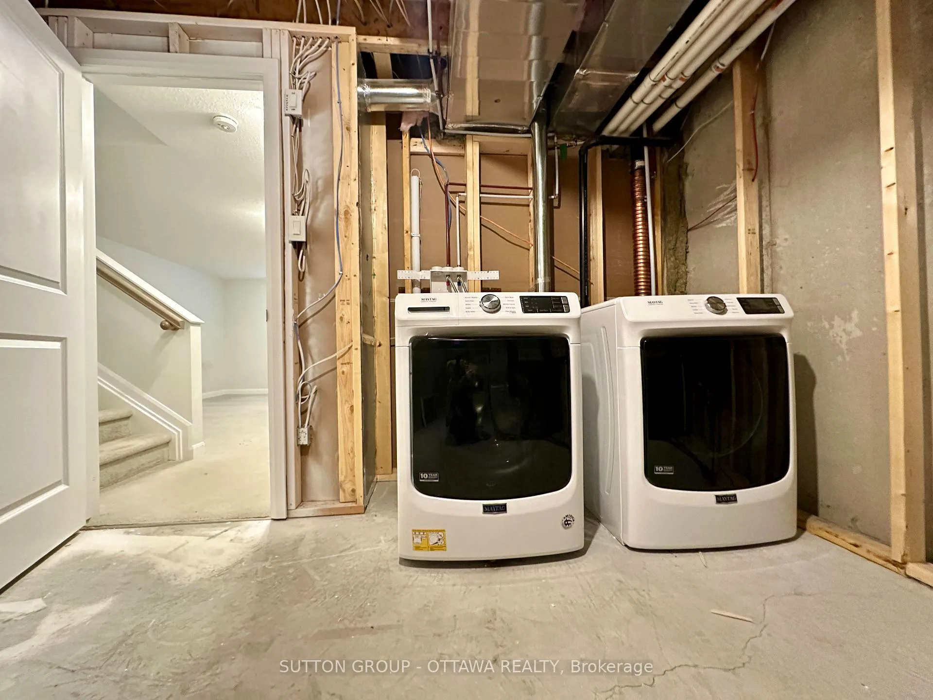 Photo 23 of 2032 Caltra Crescent, Ottawa, Barrhaven - Half Moon Bay — HOMEH