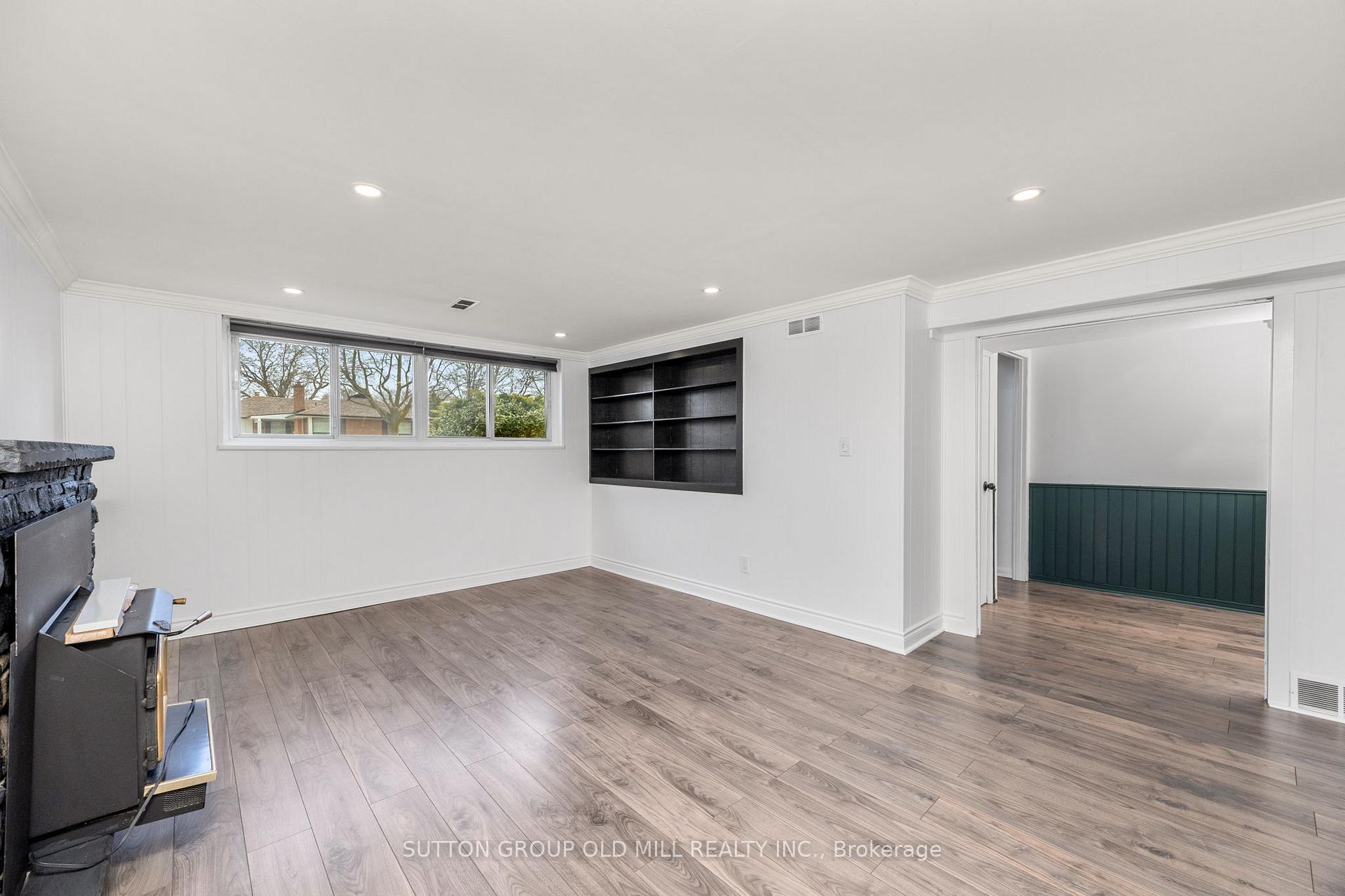 Photo 28 of 26 Breadner Drive, Etobicoke, Willowridge-Martingrove-Richview — HOMEH