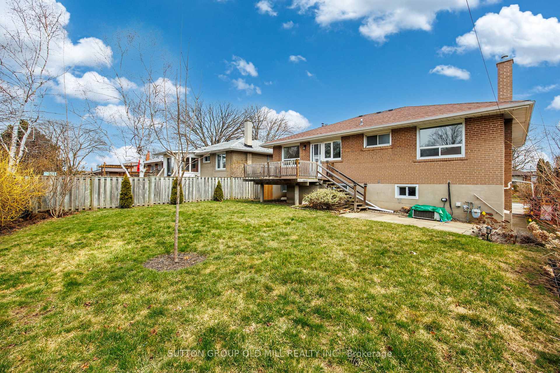 Photo 33 of 26 Breadner Drive, Etobicoke, Willowridge-Martingrove-Richview — HOMEH
