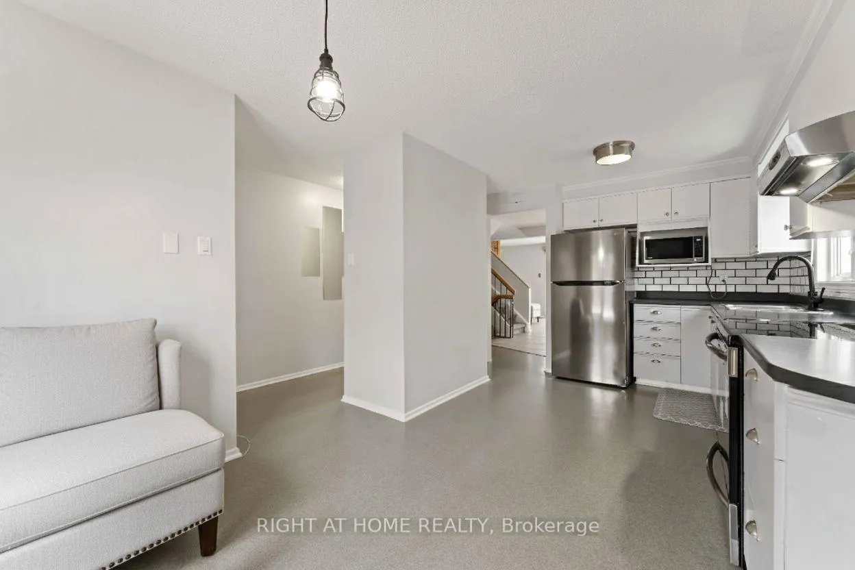 Photo 48 of 21 Ventnor Way, Ottawa, Barrhaven - Pheasant Run — HOMEH