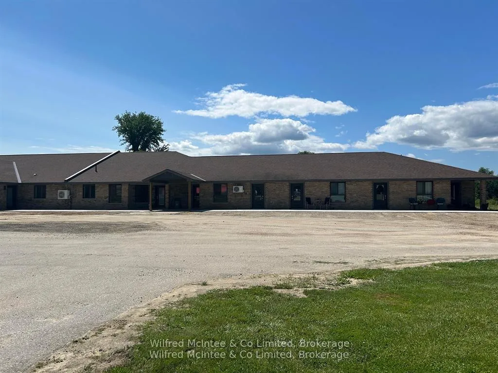 Front of Unit 5, 380 1st Avenue N
