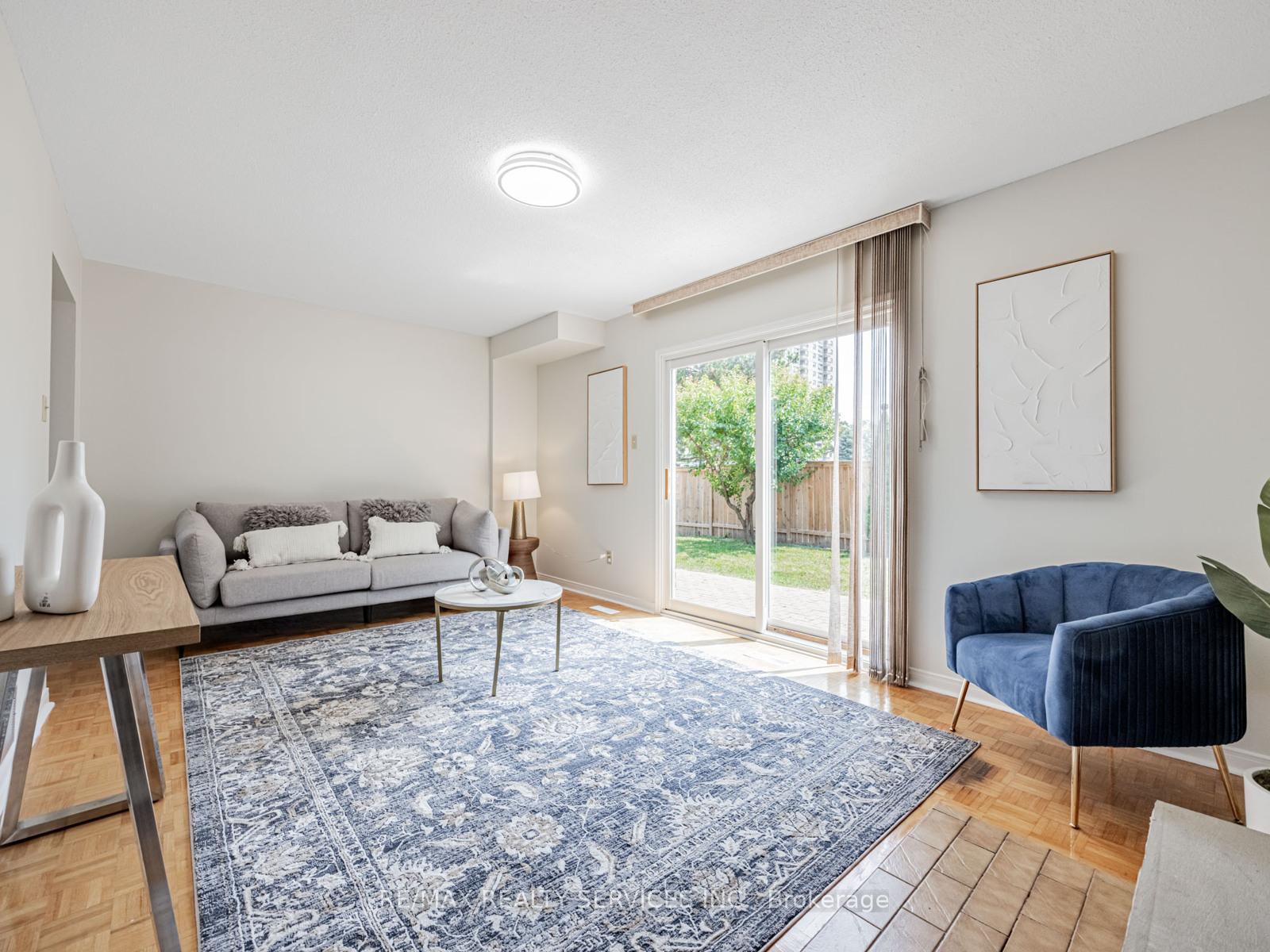 Photo 16 of 9 Garview Court, Etobicoke, Kingsview Village-The Westway — HOMEH