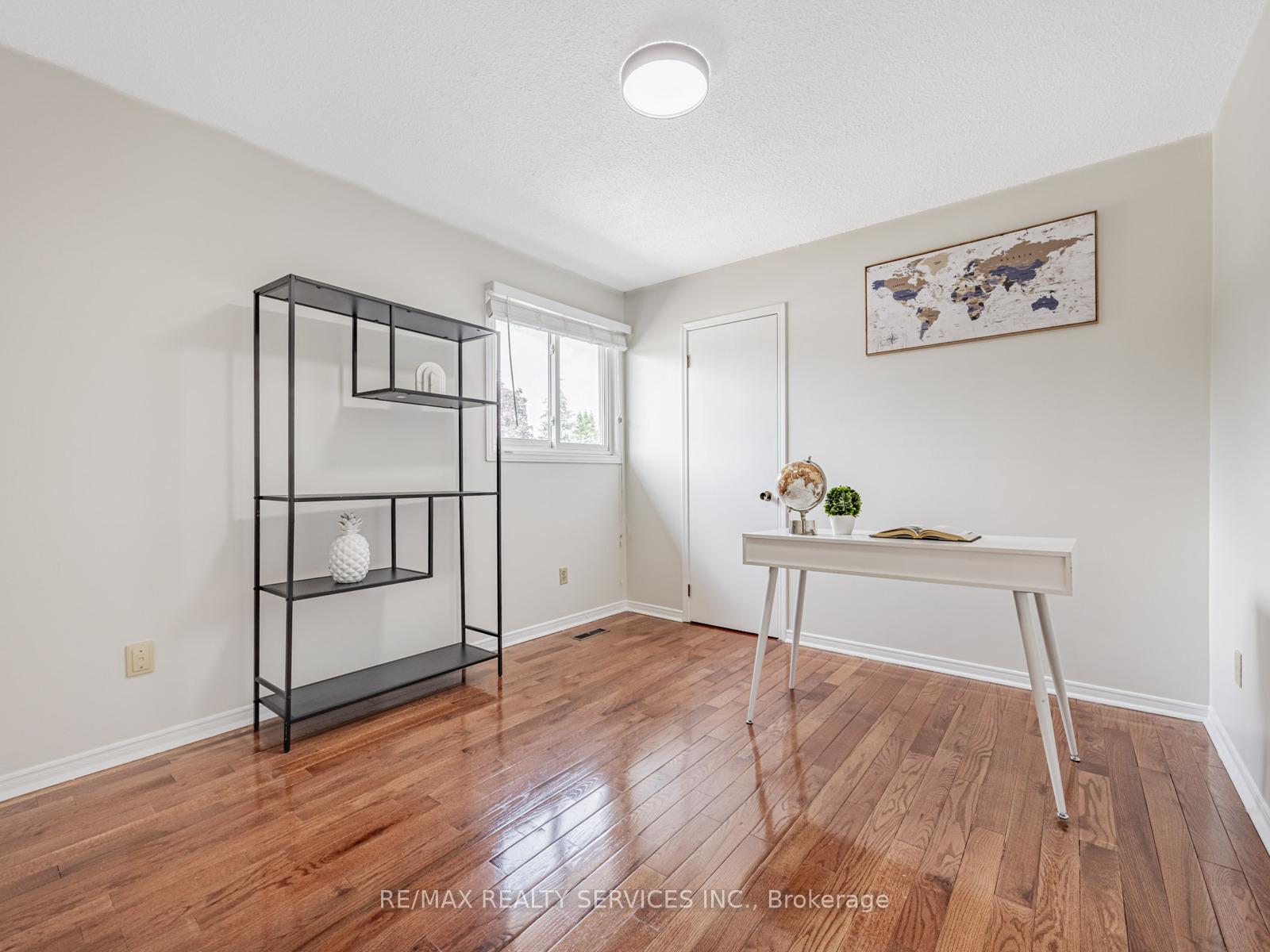 Photo 24 of 9 Garview Court, Etobicoke, Kingsview Village-The Westway — HOMEH