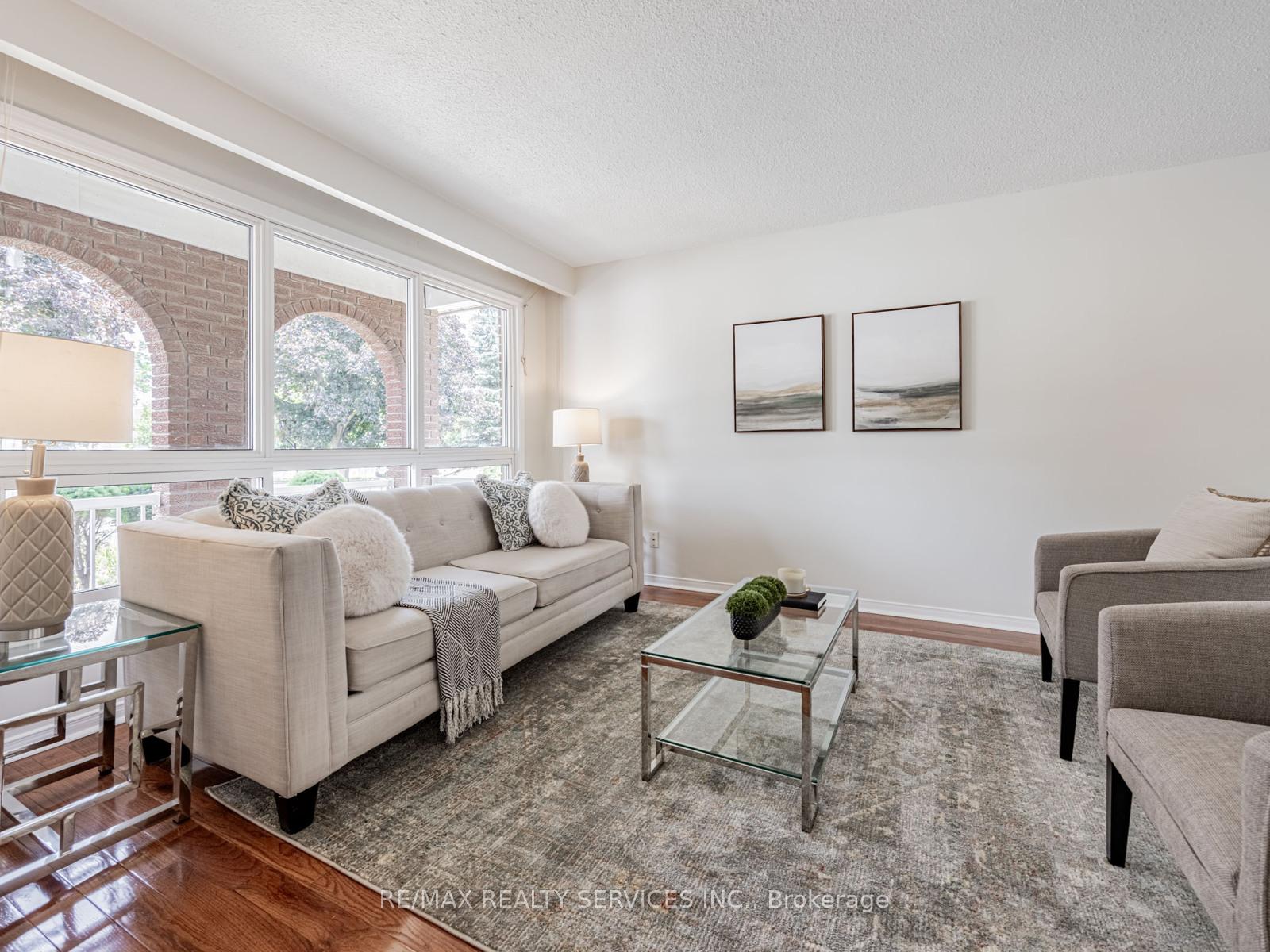 Photo 33 of 9 Garview Court, Etobicoke, Kingsview Village-The Westway — HOMEH