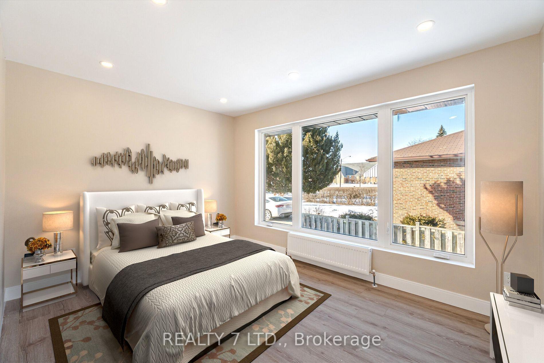 Photo 4 of Unit Unit #2, 25 Templar Drive, Etobicoke, Kingsview Village-The Westway — HOMEH