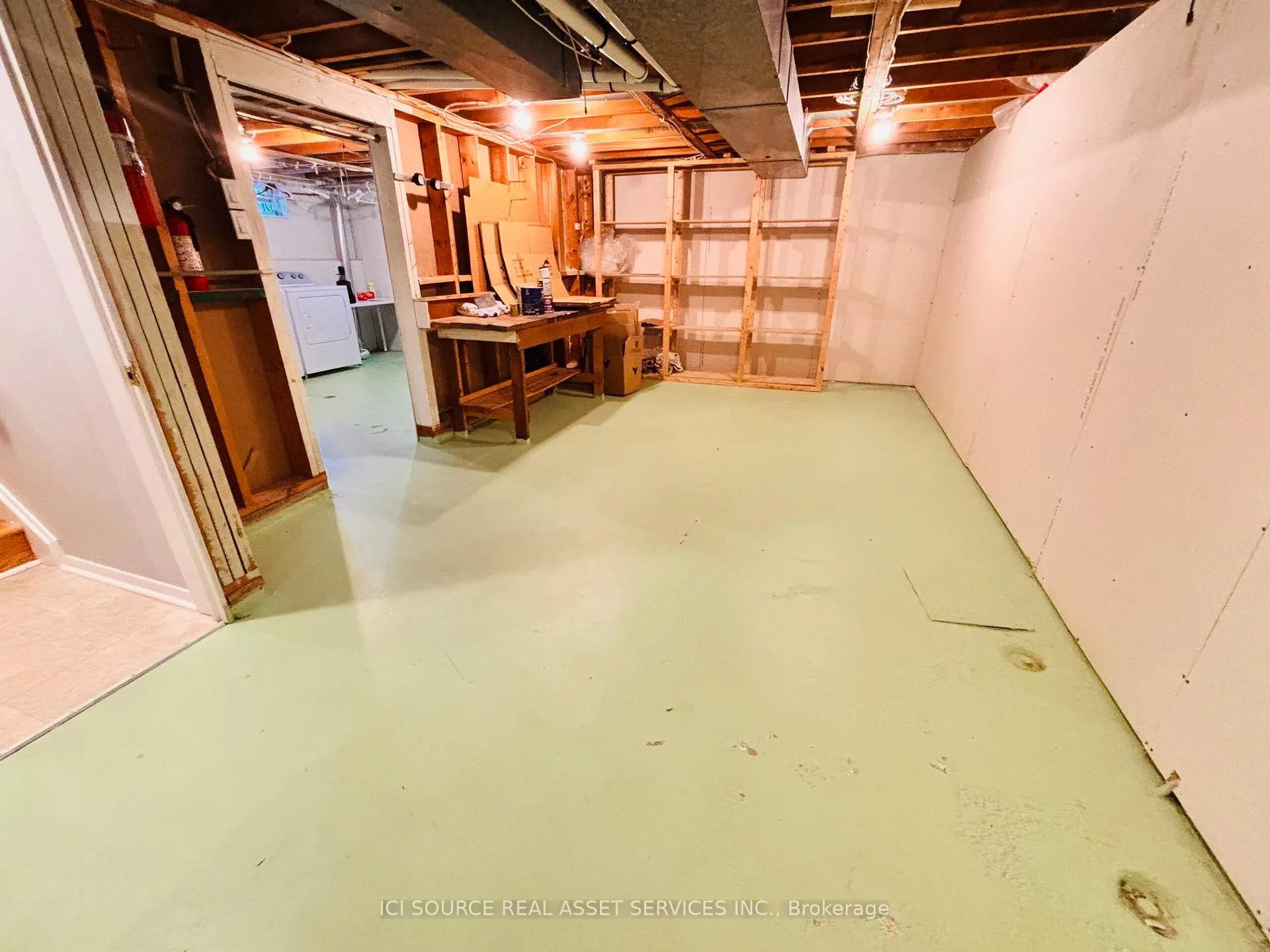 Photo 48 of 1097 Wiseman Crescent, Ottawa, Riverside Park — HOMEH