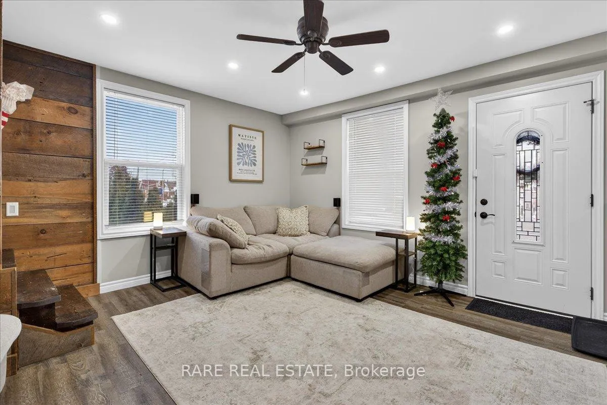 Photo 12 of 119 Essa Road, Barrie, Allandale — HOMEH