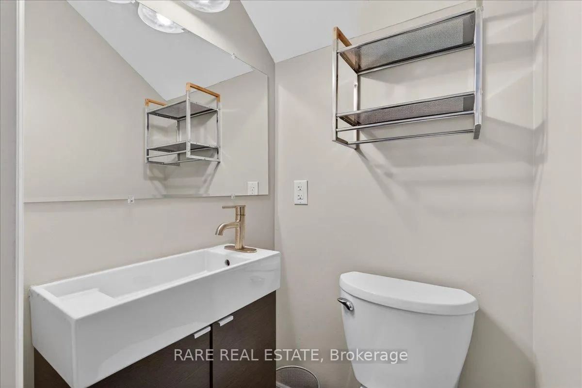 Photo 22 of 119 Essa Road, Barrie, Allandale — HOMEH