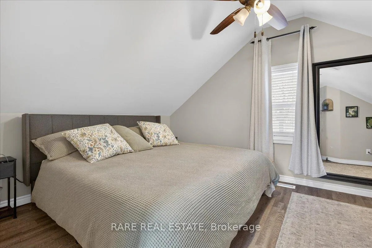 Photo 23 of 119 Essa Road, Barrie, Allandale — HOMEH