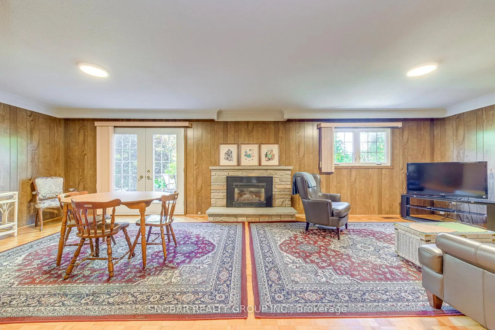 Photo 11 of 6 Sunvale Drive, Etobicoke, Willowridge-Martingrove-Richview — HOMEH