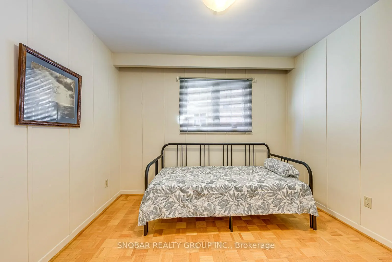 Photo 14 of 6 Sunvale Drive, Etobicoke, Willowridge-Martingrove-Richview — HOMEH