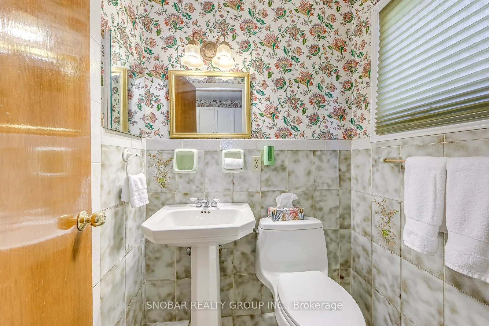 Photo 16 of 6 Sunvale Drive, Etobicoke, Willowridge-Martingrove-Richview — HOMEH