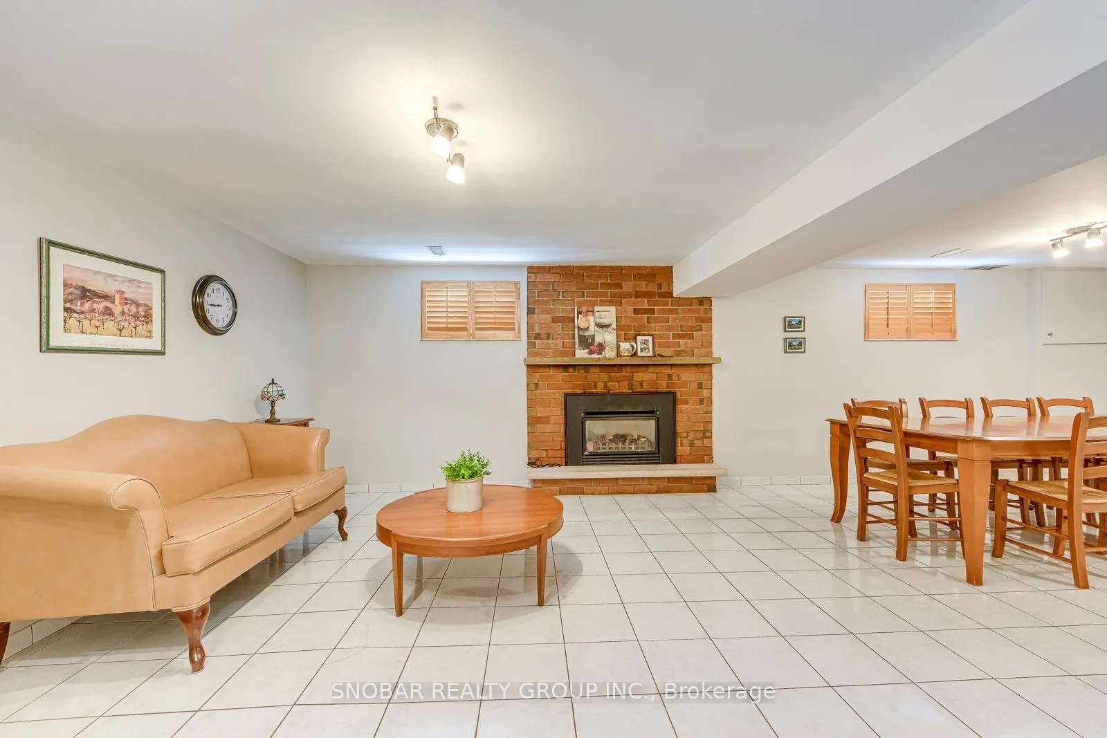 Photo 22 of 6 Sunvale Drive, Etobicoke, Willowridge-Martingrove-Richview — HOMEH