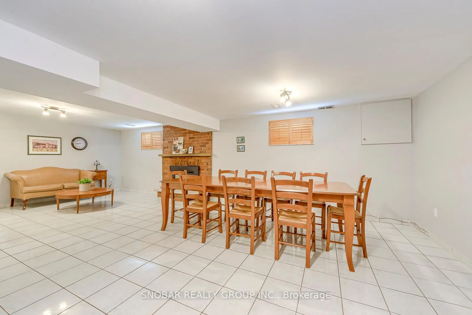 Photo 24 of 6 Sunvale Drive, Etobicoke, Willowridge-Martingrove-Richview — HOMEH