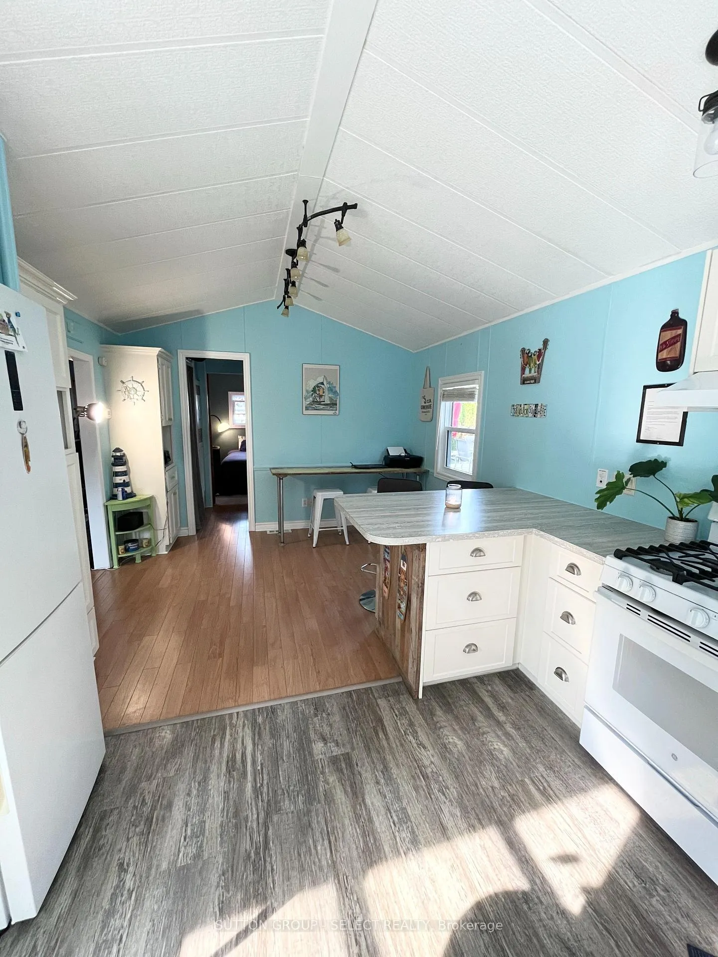 Photo 10 of Unit 22, 77307 Bluewater Highway, Bluewater, Bayfield — HOMEH