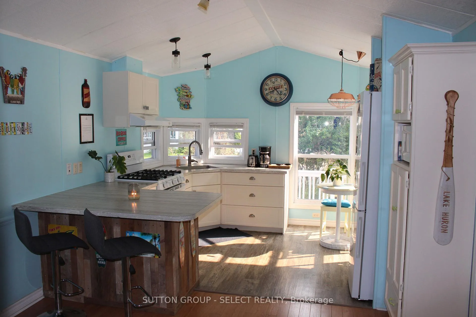Photo 16 of Unit 22, 77307 Bluewater Highway, Bluewater, Bayfield — HOMEH