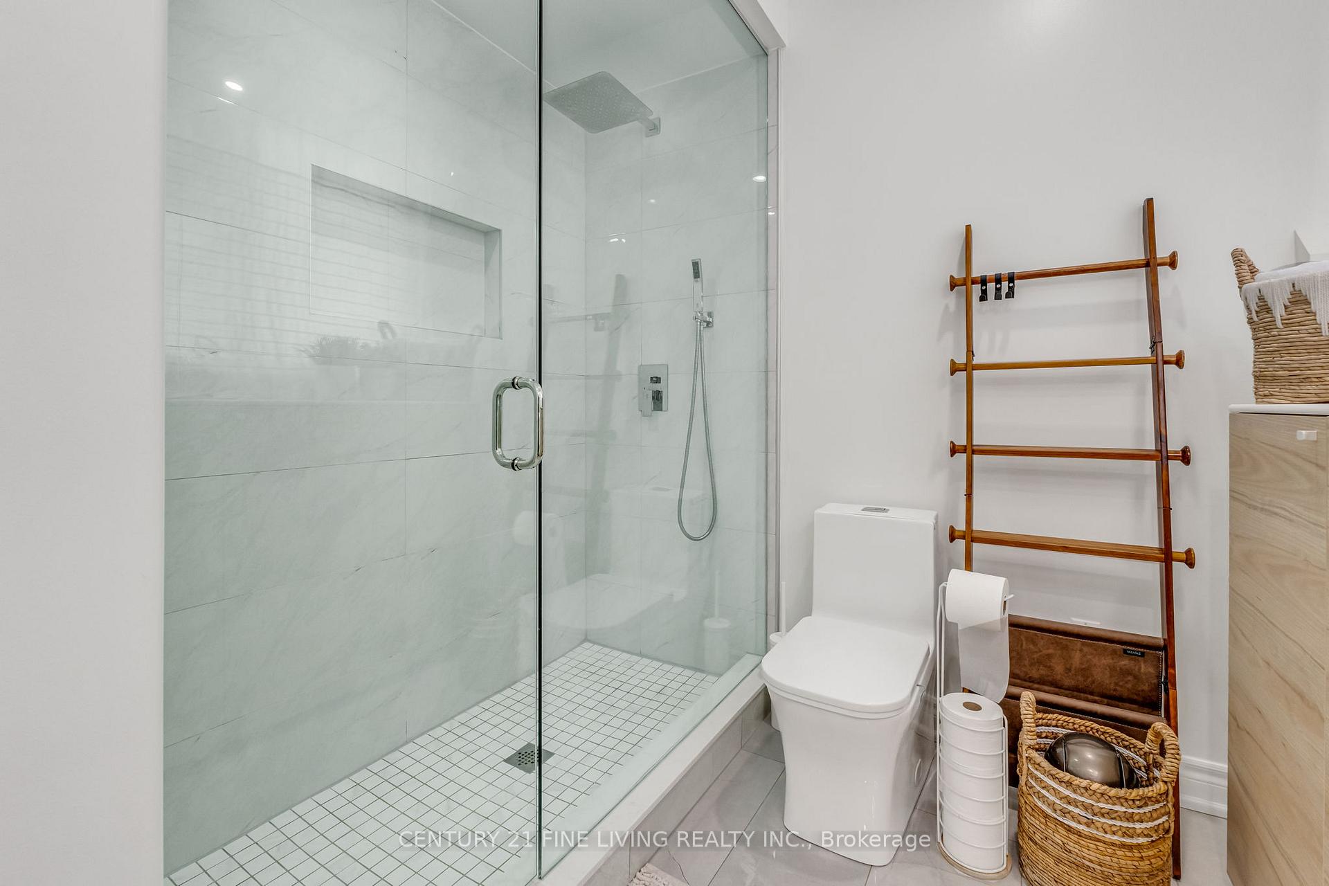 Photo 34 of 30 Norgrove Crescent, Etobicoke, Willowridge-Martingrove-Richview — HOMEH