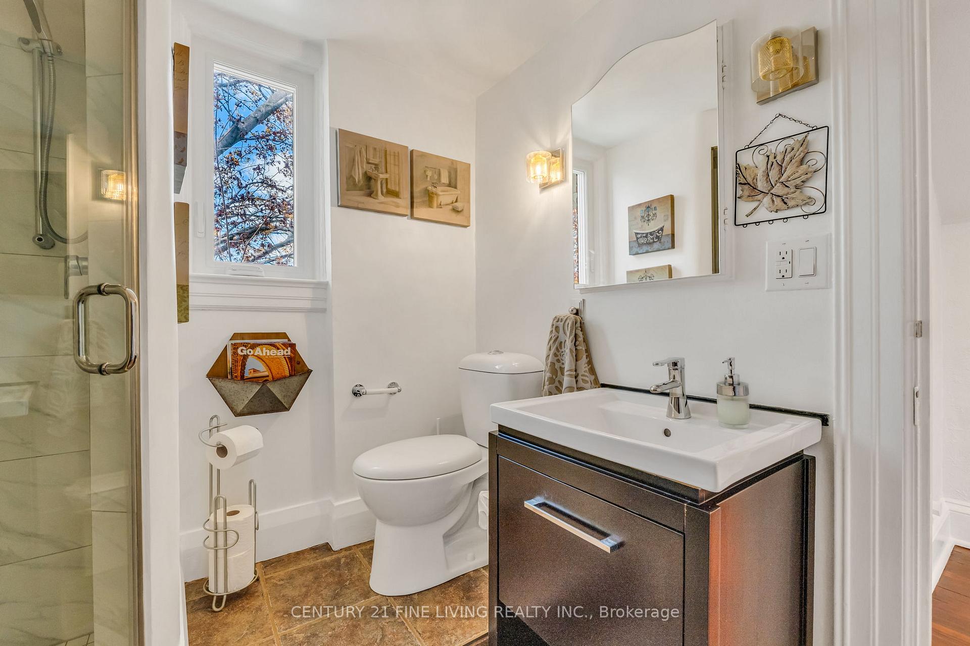Photo 40 of 30 Norgrove Crescent, Etobicoke, Willowridge-Martingrove-Richview — HOMEH