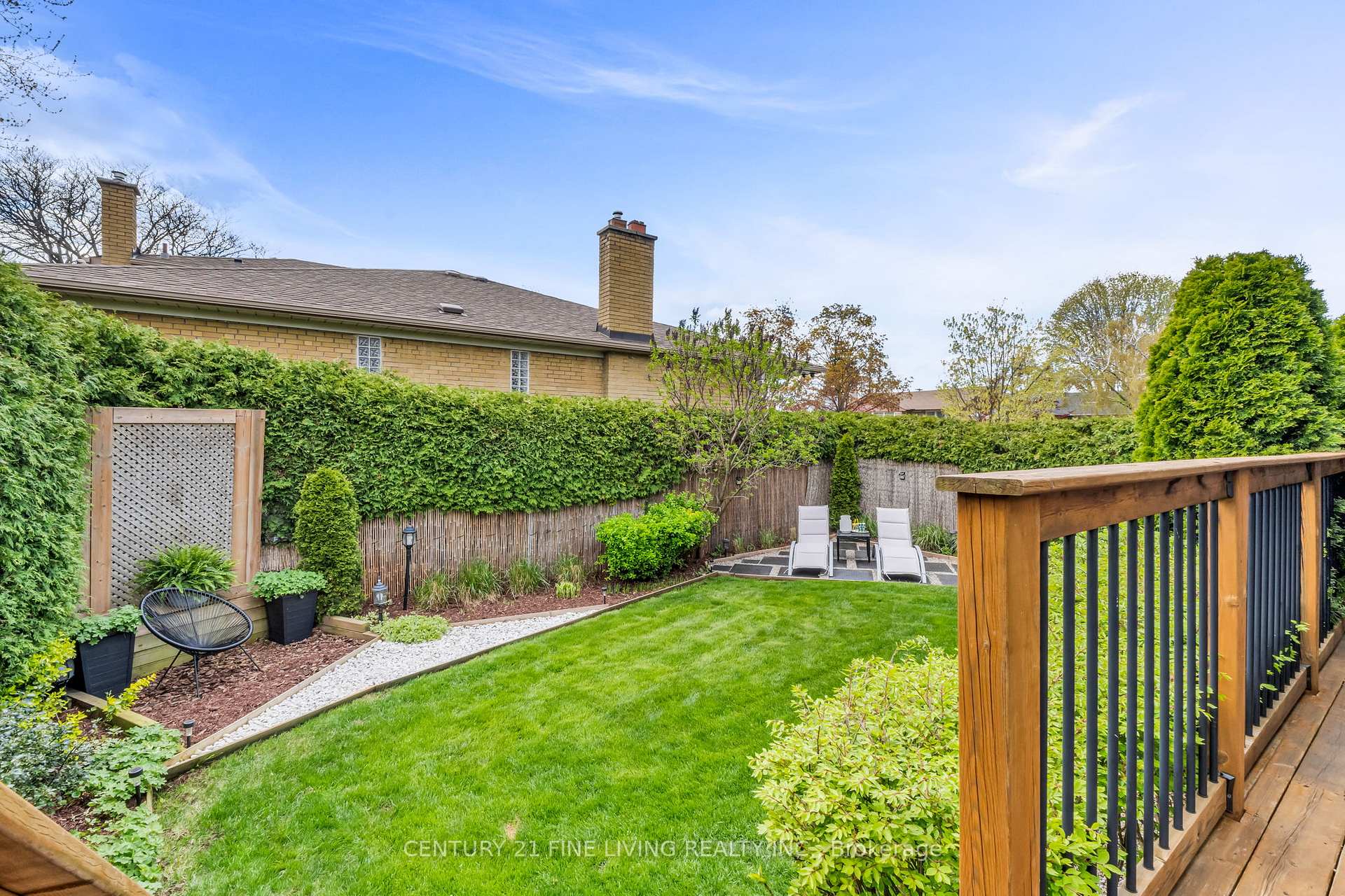 Photo 44 of 30 Norgrove Crescent, Etobicoke, Willowridge-Martingrove-Richview — HOMEH