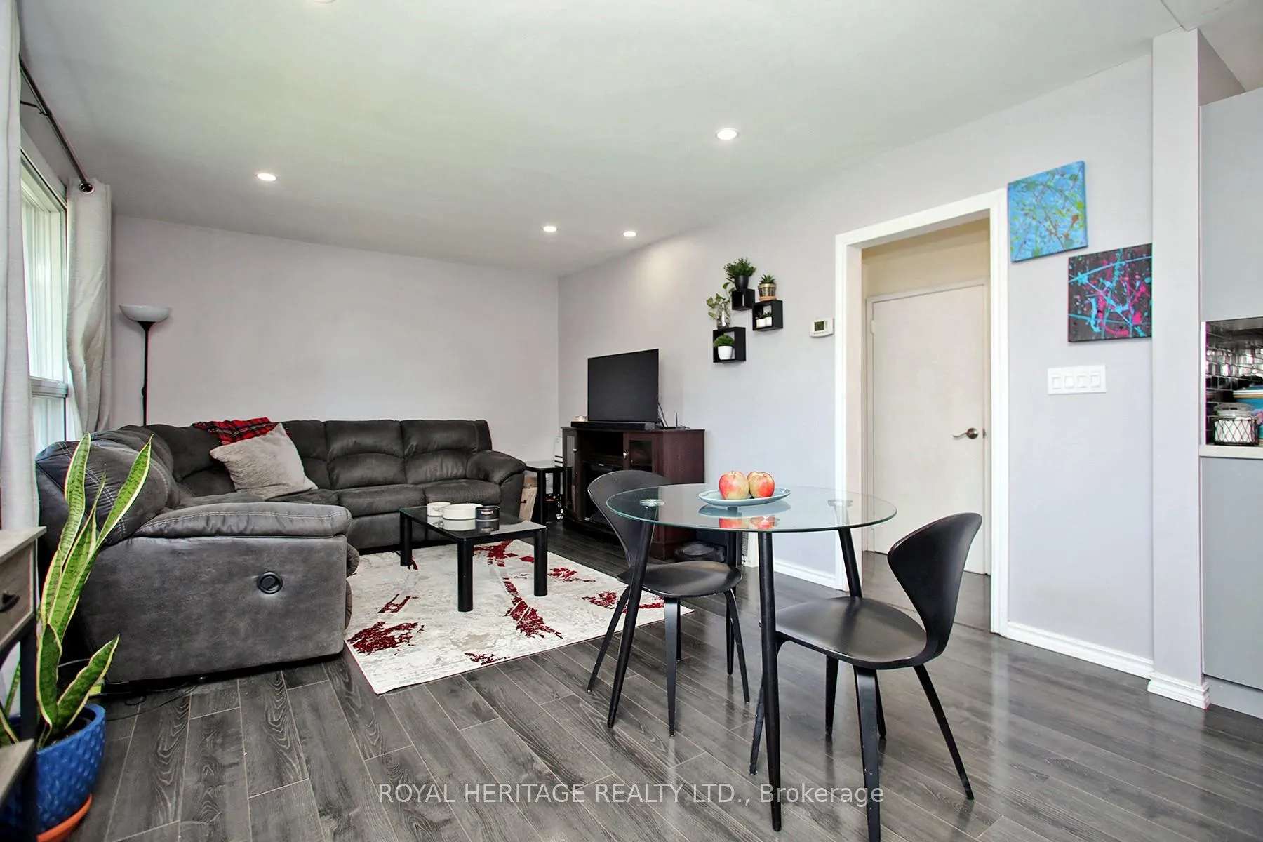 Photo 30 of 16 Burcher Road, Ajax, South East — HOMEH