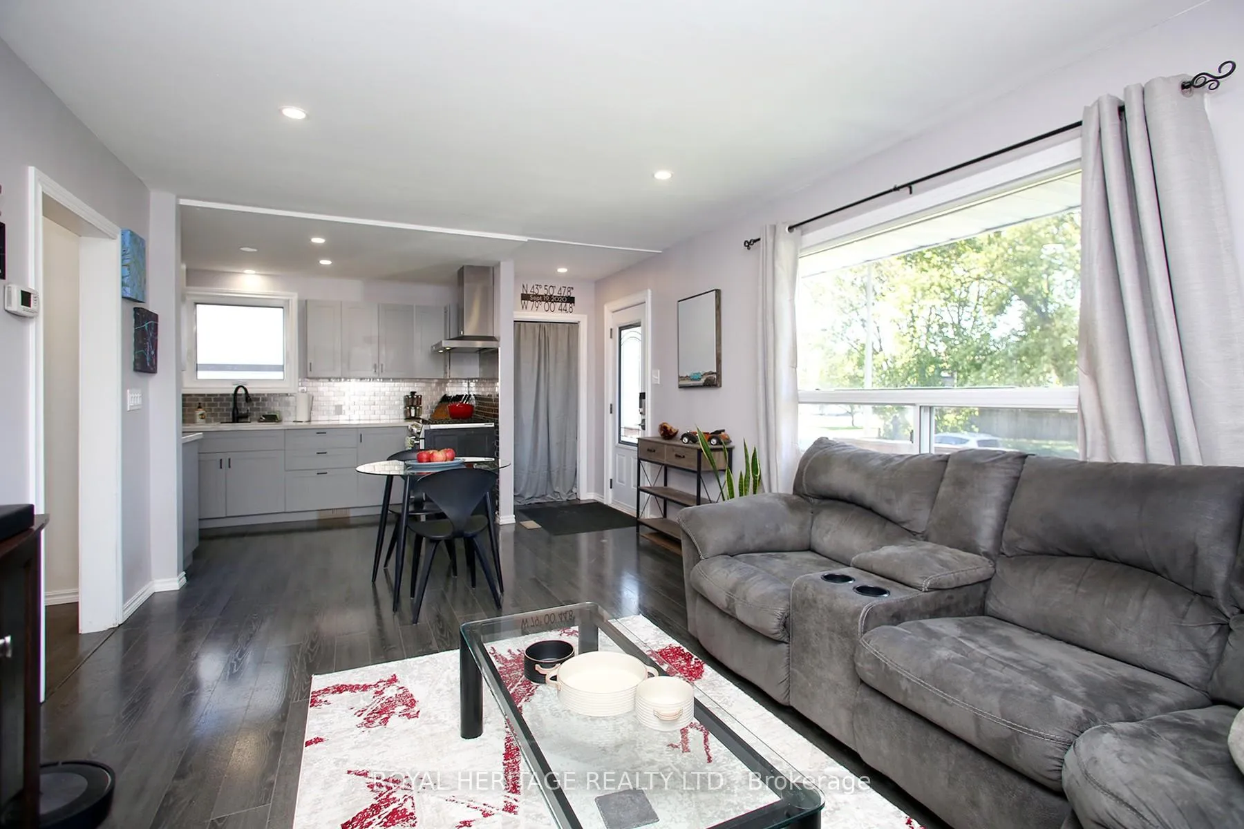 Photo 37 of 16 Burcher Road, Ajax, South East — HOMEH