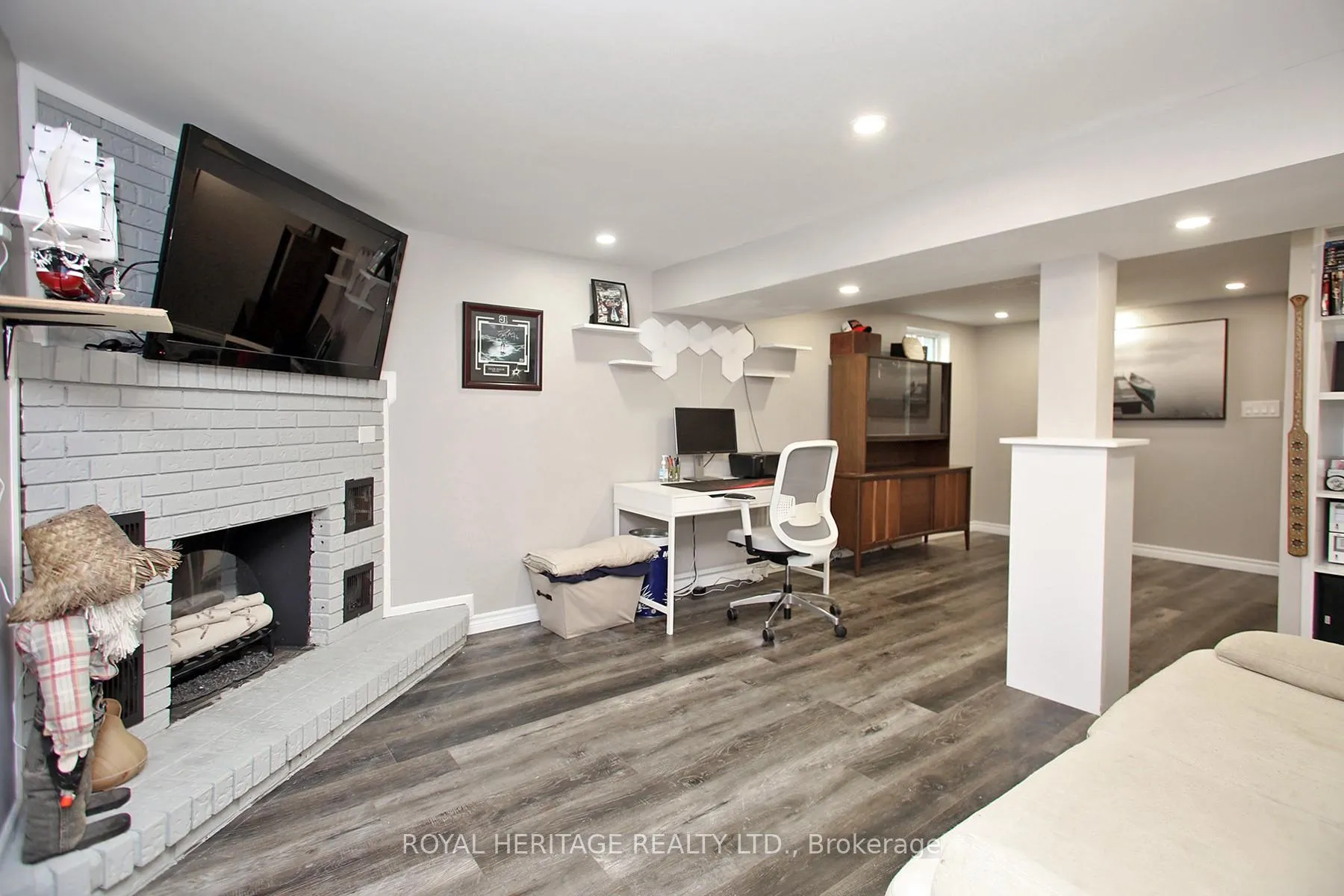 Photo 79 of 16 Burcher Road, Ajax, South East — HOMEH