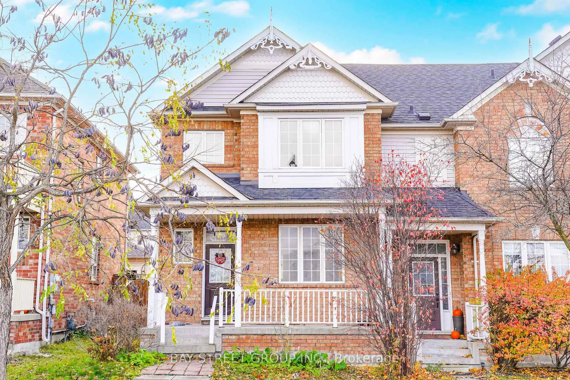 Photo 1 of 407 Hollandview Trail, Aurora, Bayview Wellington — HOMEH