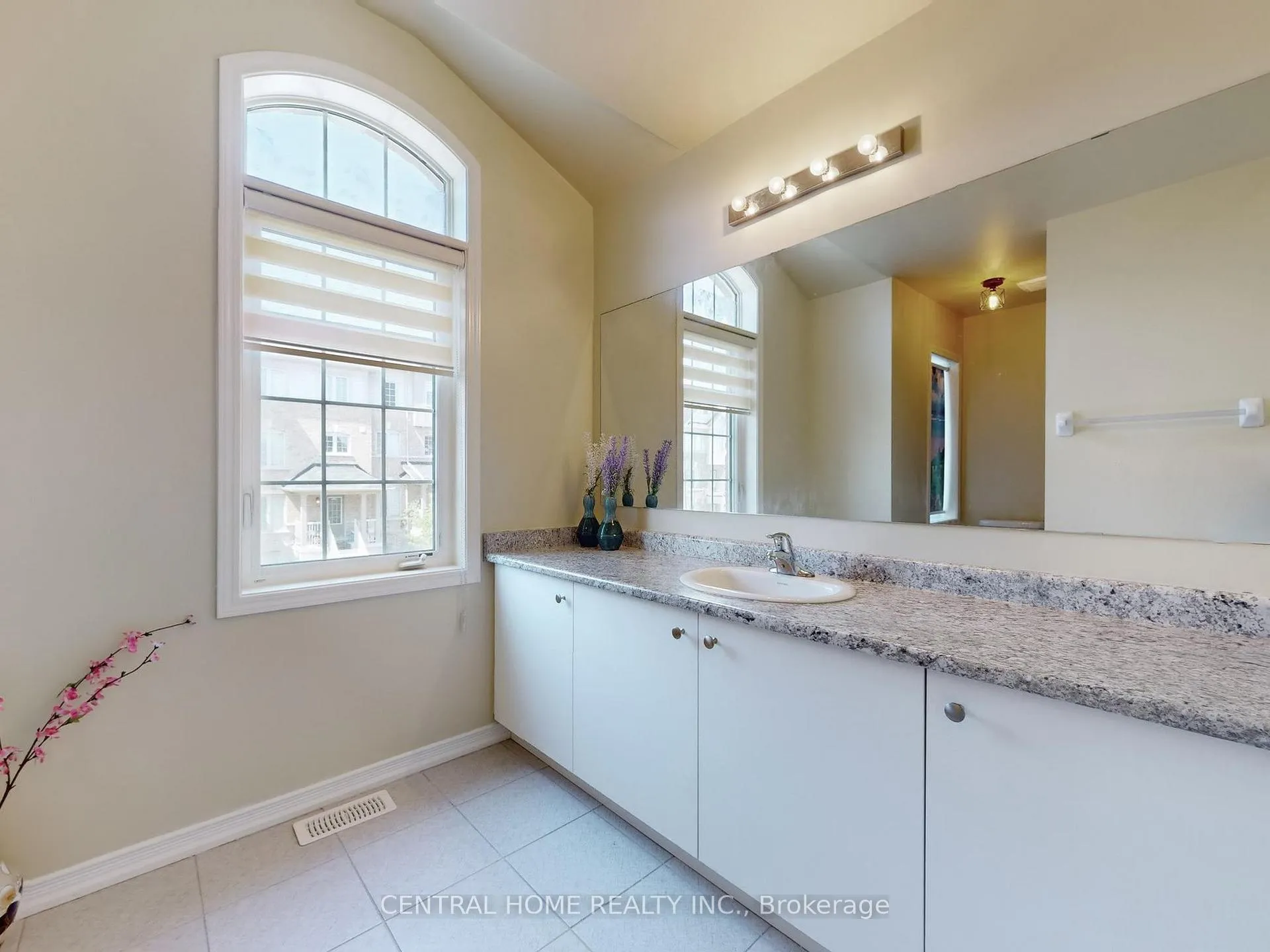 Photo 91 of 19 Camilleri Road, Ajax, Central East — HOMEH