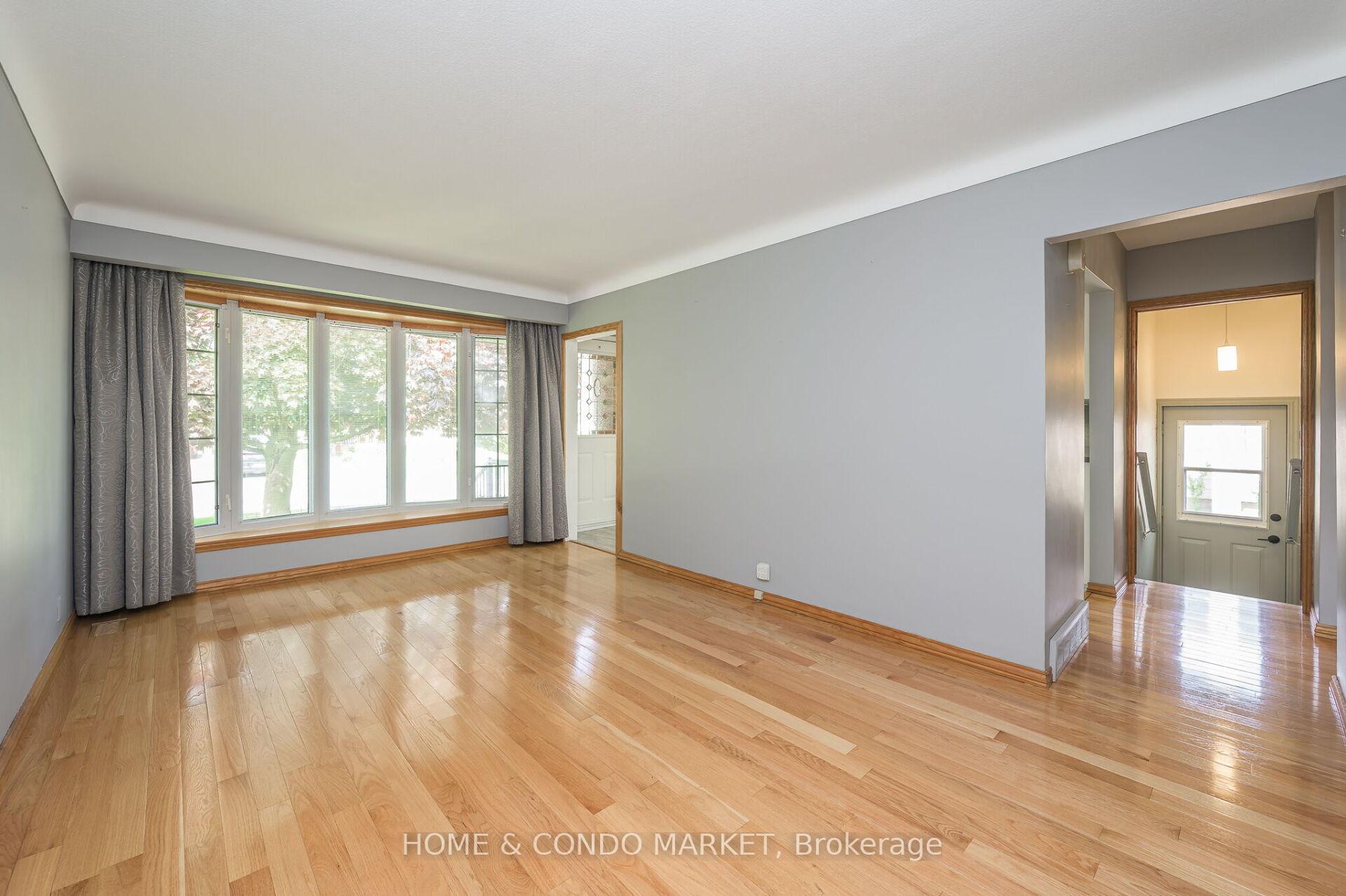 Photo 10 of 16 Greenhill Drive, Thorold, Thorold Downtown — HOMEH