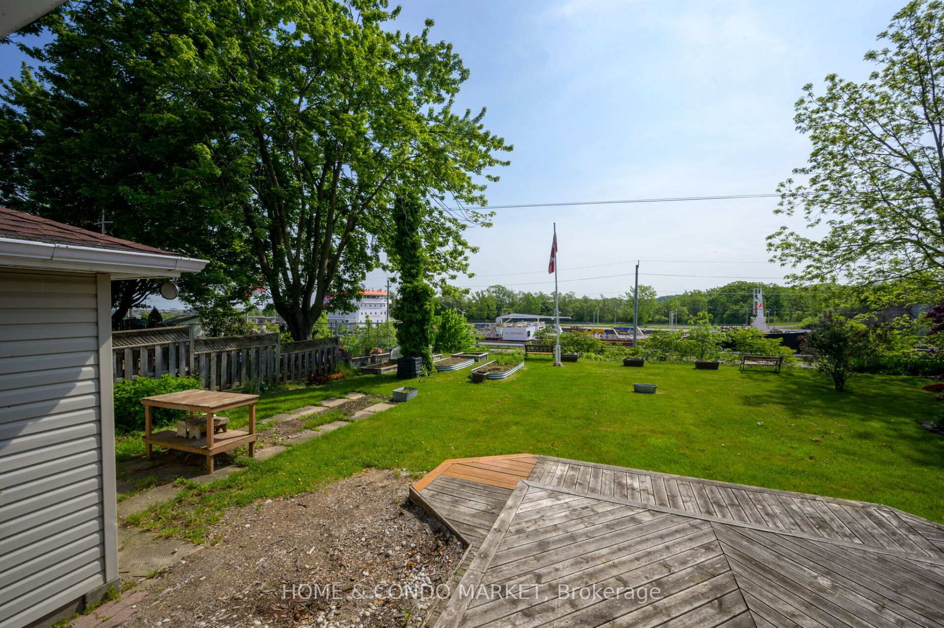 Photo 34 of 16 Greenhill Drive, Thorold, Thorold Downtown — HOMEH