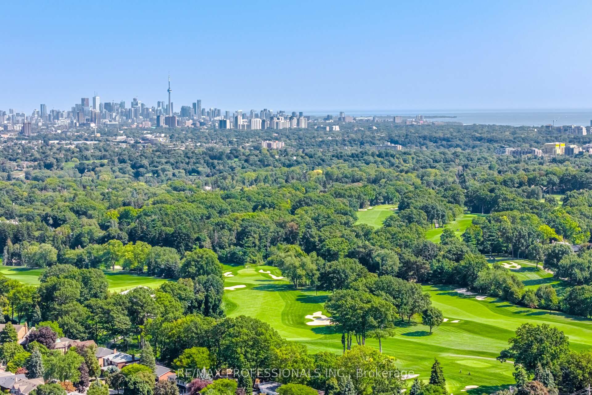 Photo 43 of 7 Queensborough Crescent, Etobicoke, Willowridge-Martingrove-Richview — HOMEH