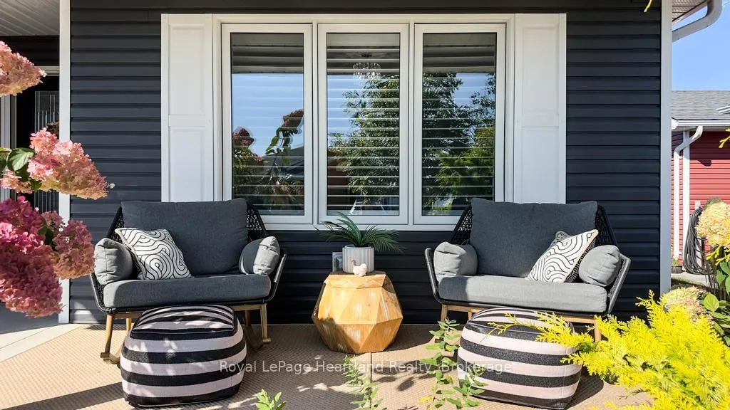 Photo 8 of 14 Blue Boulevard, Ashfield-Colborne-Wawanosh, Colborne — HOMEH