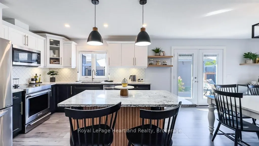 Photo 36 of 14 Blue Boulevard, Ashfield-Colborne-Wawanosh, Colborne — HOMEH