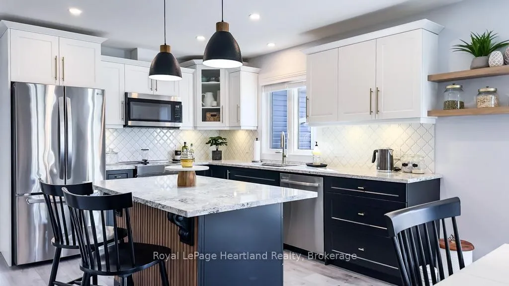 Photo 96 of 14 Blue Boulevard, Ashfield-Colborne-Wawanosh, Colborne — HOMEH