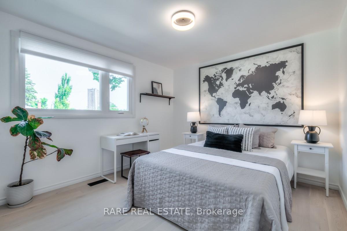 Photo 24 of 78 Tilden Crescent, Etobicoke, Humber Heights — HOMEH
