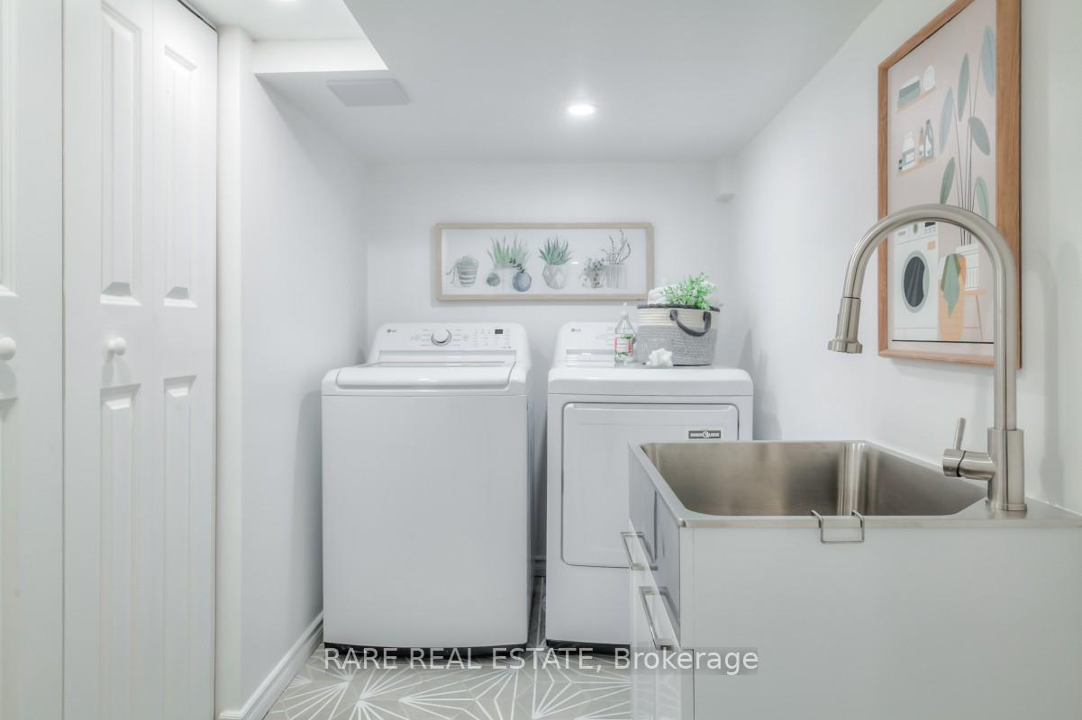 Photo 36 of 78 Tilden Crescent, Etobicoke, Humber Heights — HOMEH