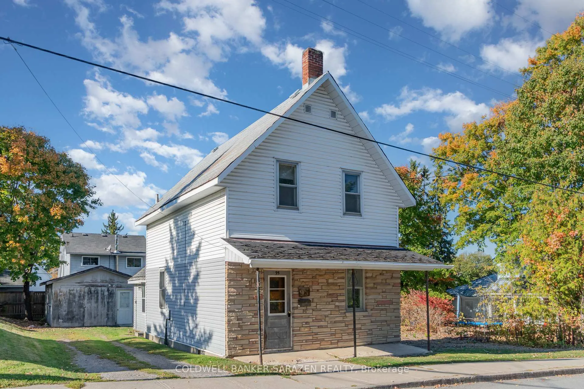 Photo 3 of 95 Landrigan Street, Arnprior — HOMEH