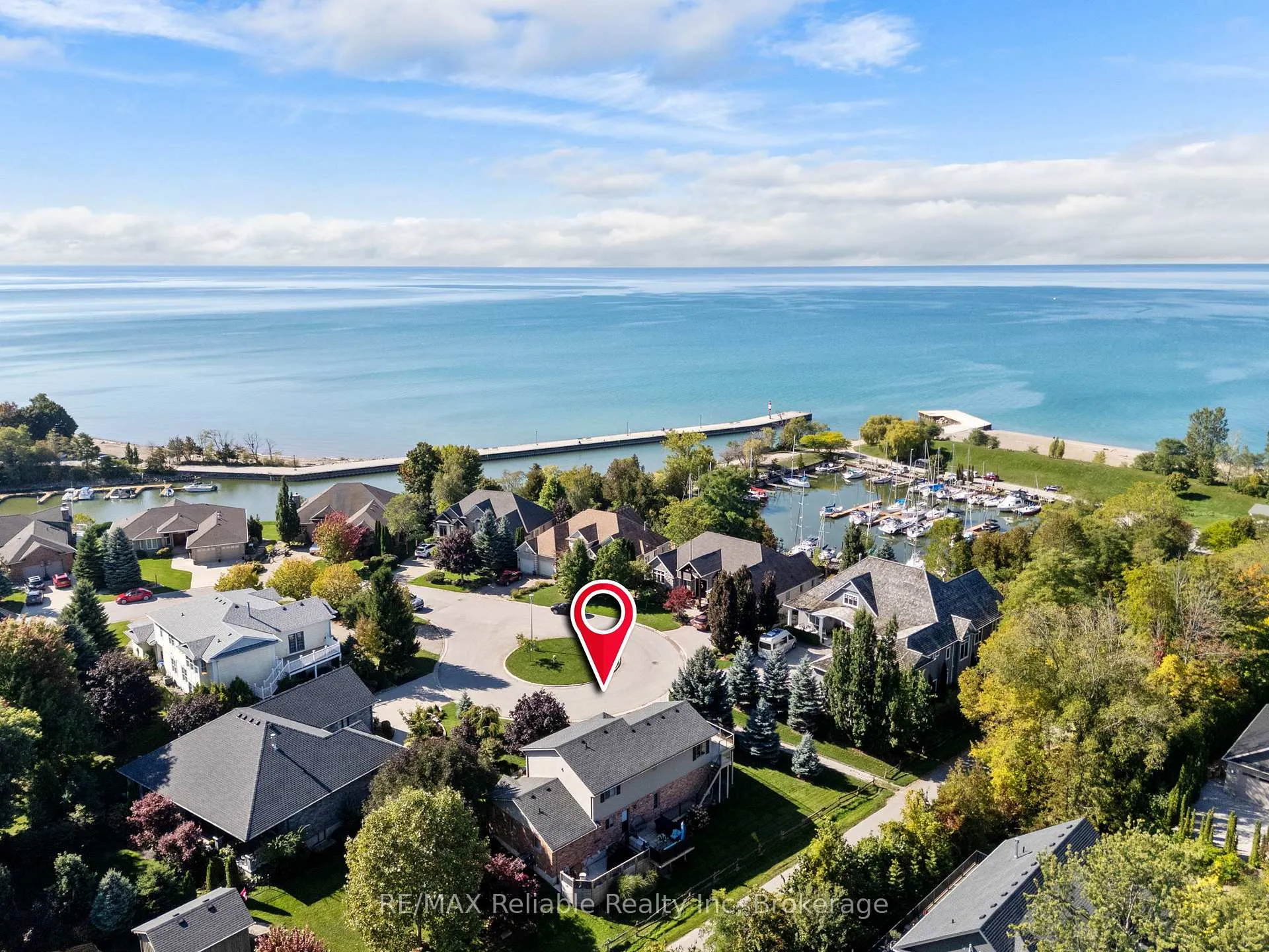 Photo 16 of 17 Harbour Court, Bluewater, Bayfield — HOMEH