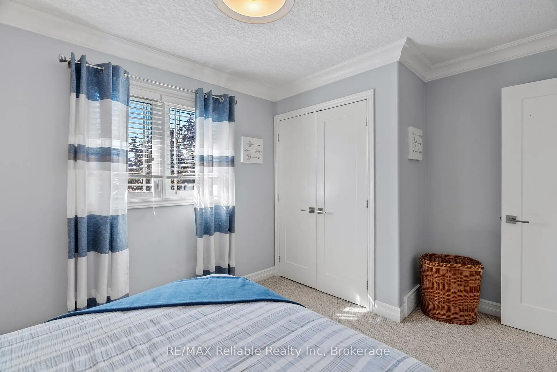 Photo 122 of 17 Harbour Court, Bluewater, Bayfield — HOMEH