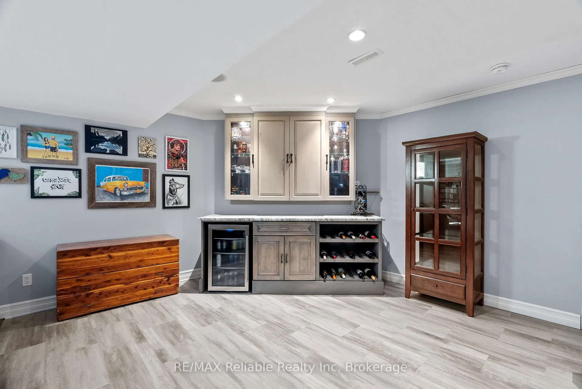 Photo 136 of 17 Harbour Court, Bluewater, Bayfield — HOMEH