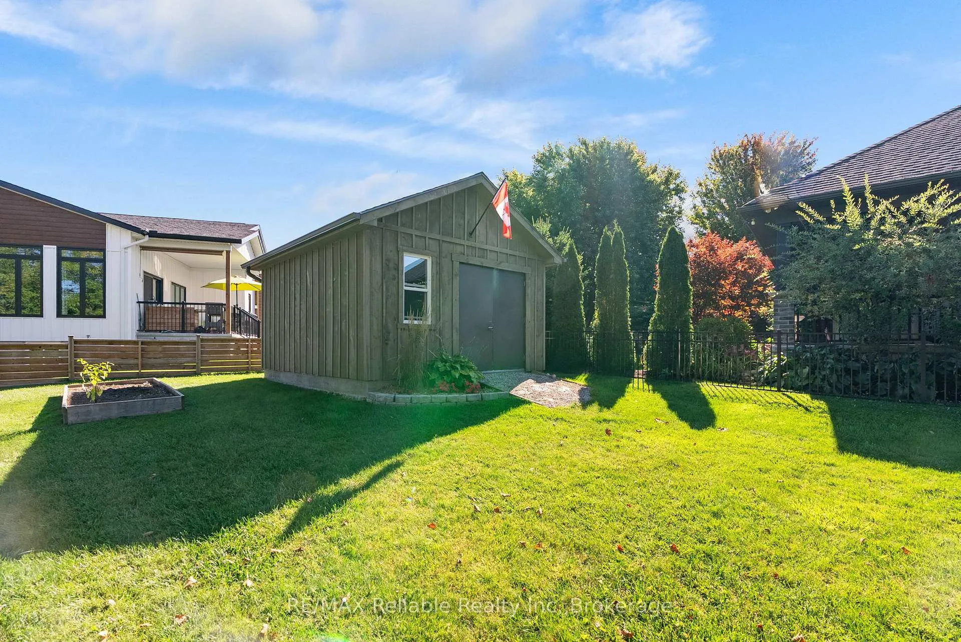 Photo 189 of 17 Harbour Court, Bluewater, Bayfield — HOMEH