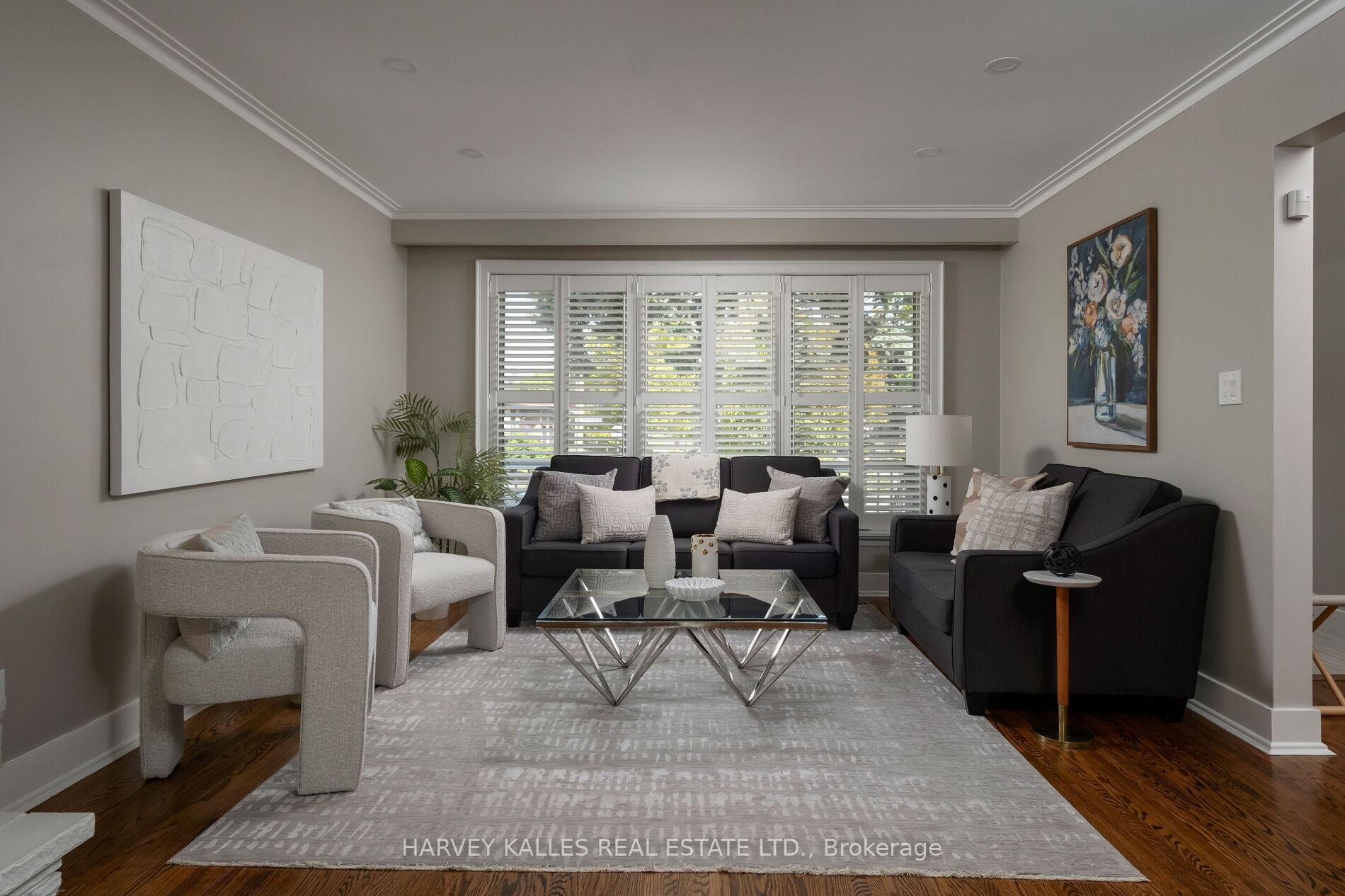 Photo 8 of 81 Summitcrest Drive, Etobicoke, Willowridge-Martingrove-Richview — HOMEH