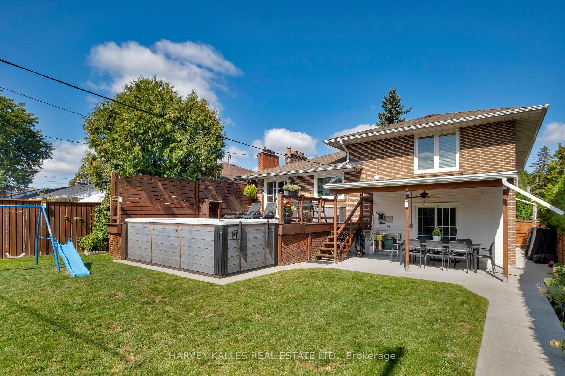Photo 21 of 81 Summitcrest Drive, Etobicoke, Willowridge-Martingrove-Richview — HOMEH