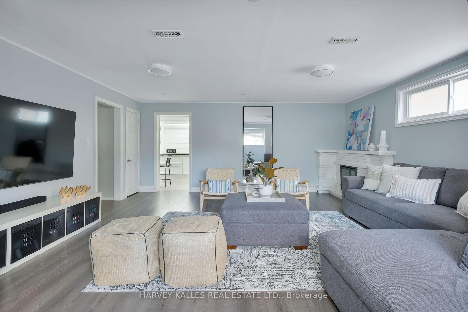 Photo 39 of 81 Summitcrest Drive, Etobicoke, Willowridge-Martingrove-Richview — HOMEH