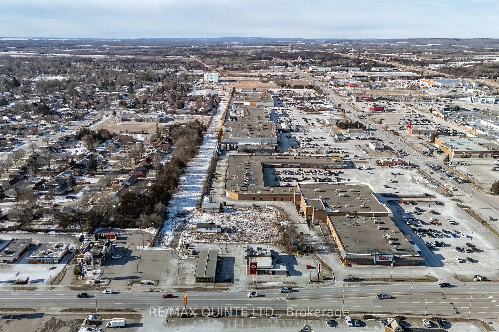 Photo 10 of 5 Stratton Drive, Belleville, Belleville Ward — HOMEH