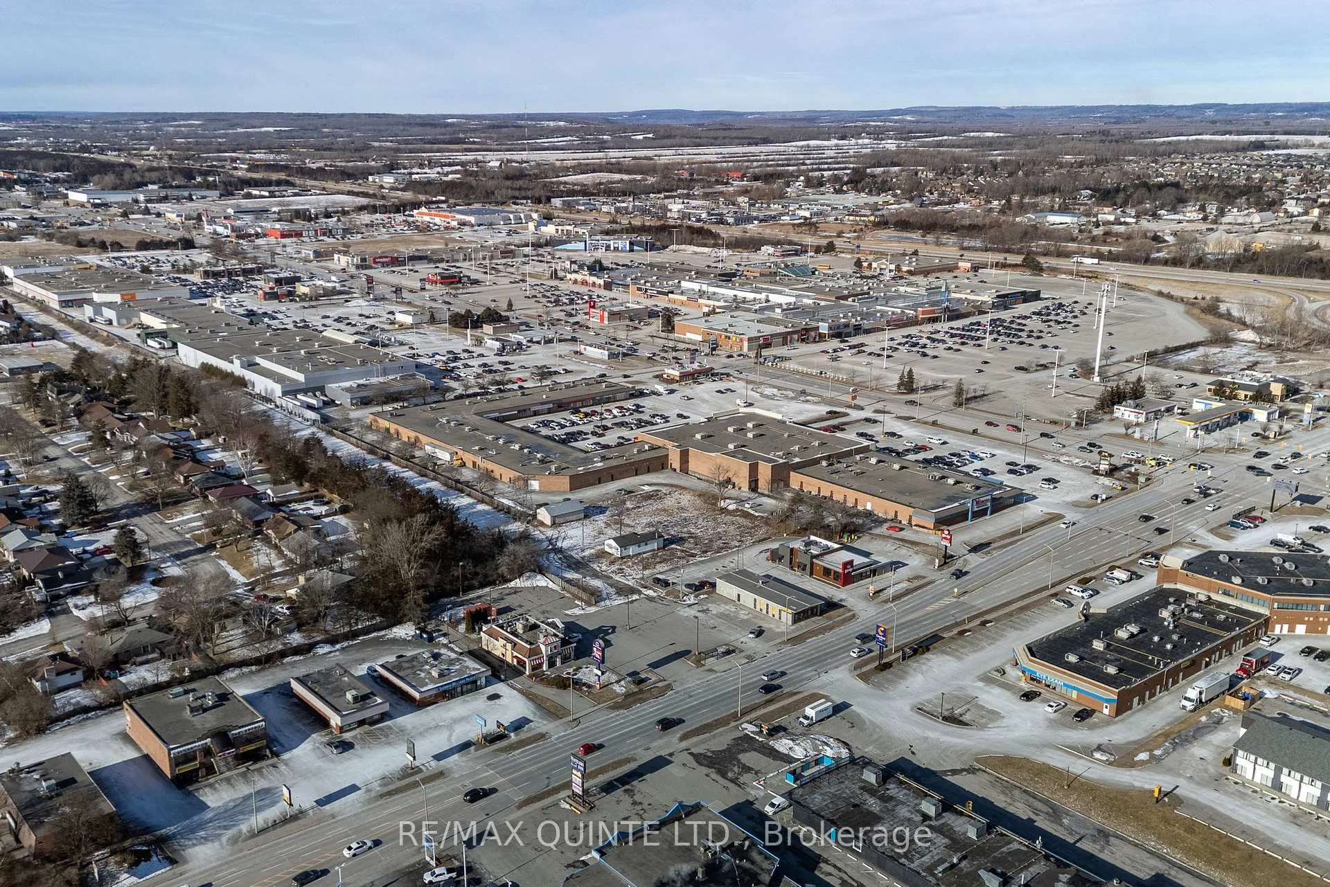 Photo 21 of 5 Stratton Drive, Belleville, Belleville Ward — HOMEH