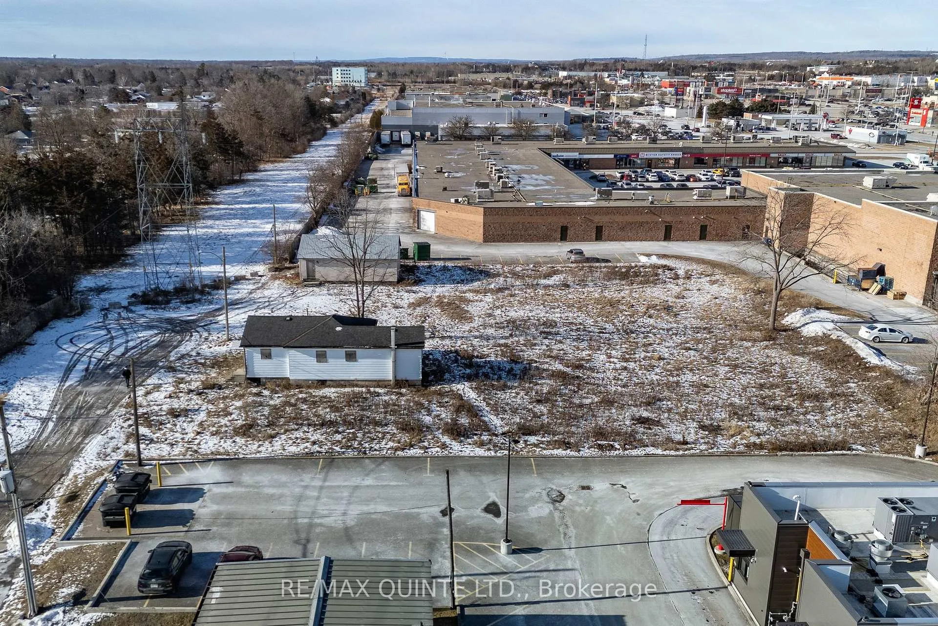 Photo 99 of 5 Stratton Drive, Belleville, Belleville Ward — HOMEH